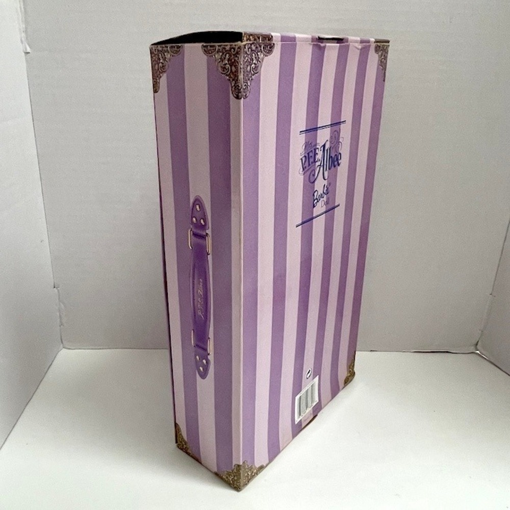 1997 Avon Exclusive Special Edition Barbie Doll as Mrs. P.F.E. Albee #17690 - Picture 4 of 7